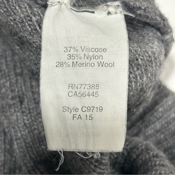 J.Crew Woman’s Merino Wool Blend Curved Hem Ribbed Sweater Gray Size XL - Picture 6 of 10